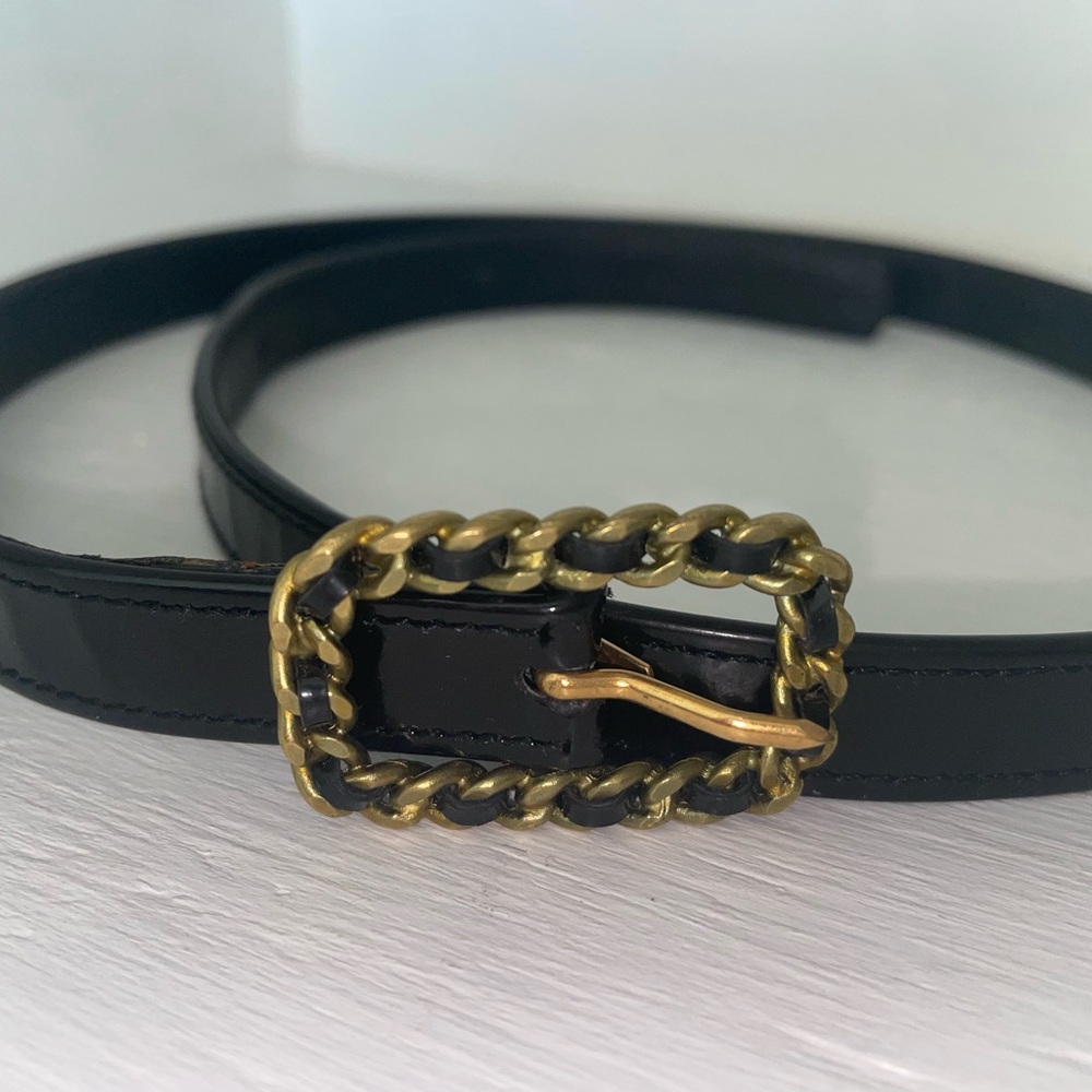 WINTER SPECIAL SALE‼️ Authentic vintage Chanel black patent leather waist belt - Picture 2 of 8